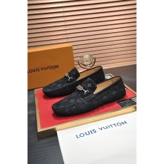 Louis Vuitton Low Shoes